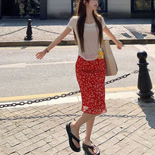 �ȼ��L�tɫ�黨����ȹŮ�ļ��¿������@�ݰ���ȹ���Ú��|����ȹ��