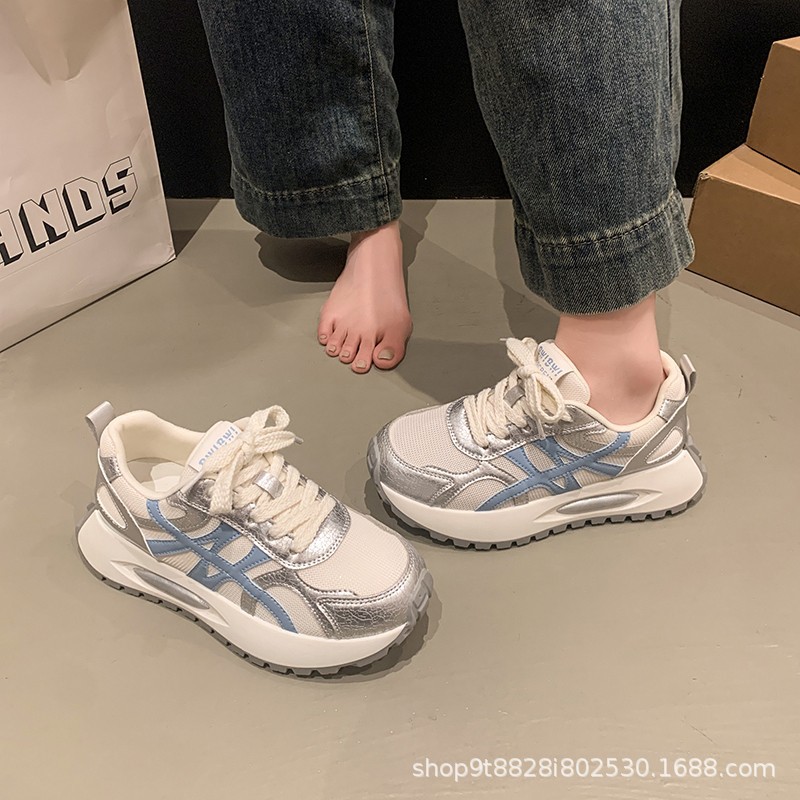 Zapatos de entrenamiento de estilo de primavera y verano de 2026 nuevos zapatos de altura retro ocio versátil con suela suave ligera y cómoda Agam