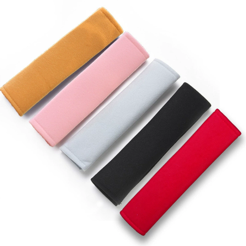 Ремень безопасности для автомобиля с наплечниками, удлинитель ремня безопасности из ледяного шелка, бархатная накладка против удушья, мягкий и подходит для всех сезонов.