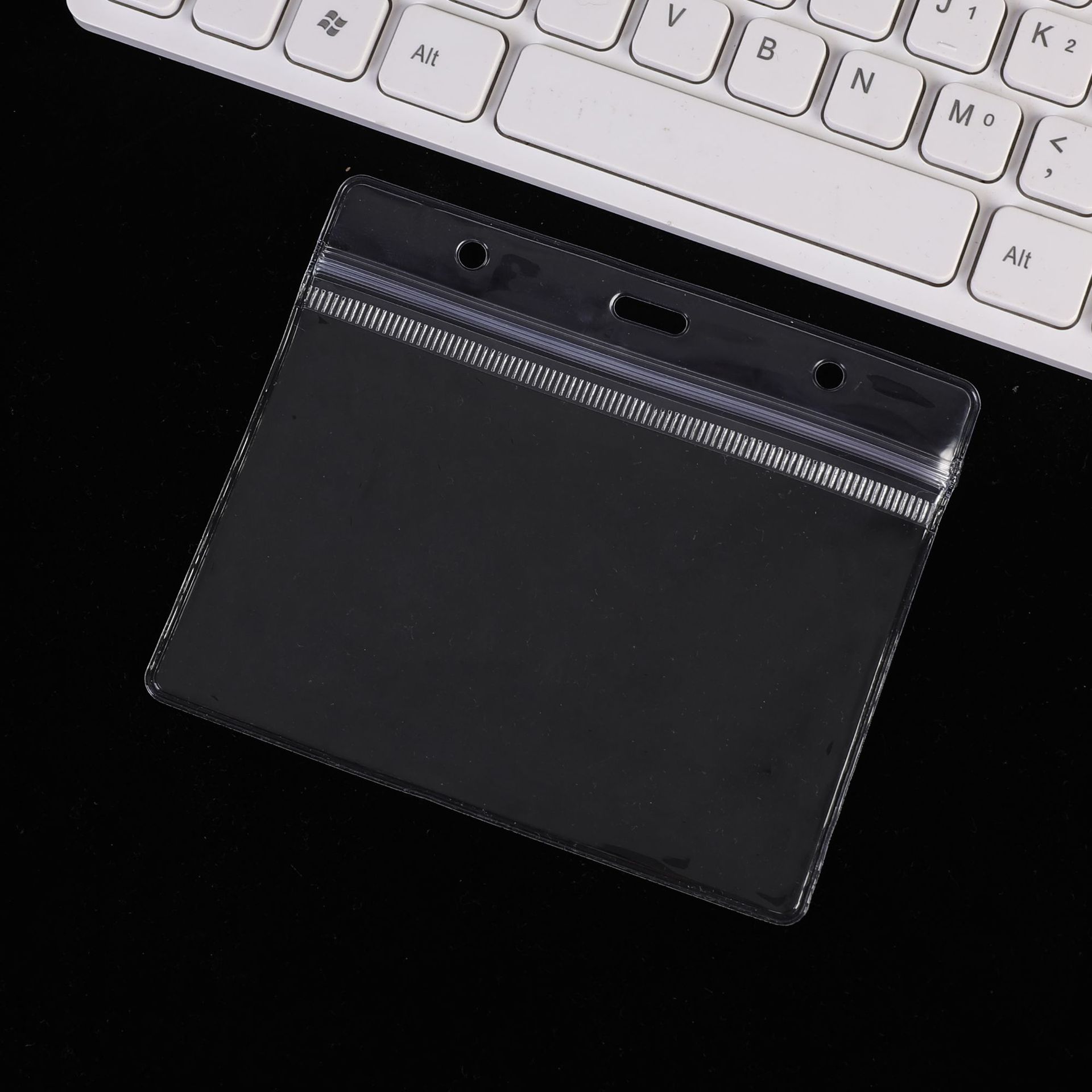 11.5 * 10 cm (sin cuerda)