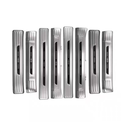 Door sill strips, welcome pedals, Dekorativ pedal başlıqları