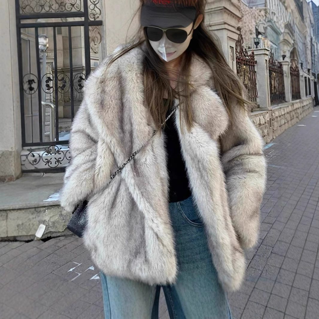 Новая зимняя женская шуба из экологичного искусственного меха лисы 2025 года, элегантное пальто средней длины с отложным воротником