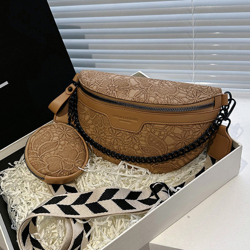 Internet celebrity chest bag  summer new fashion casual crossbody bag waist bag versatile shoulder bag mother bag mobile phone bag