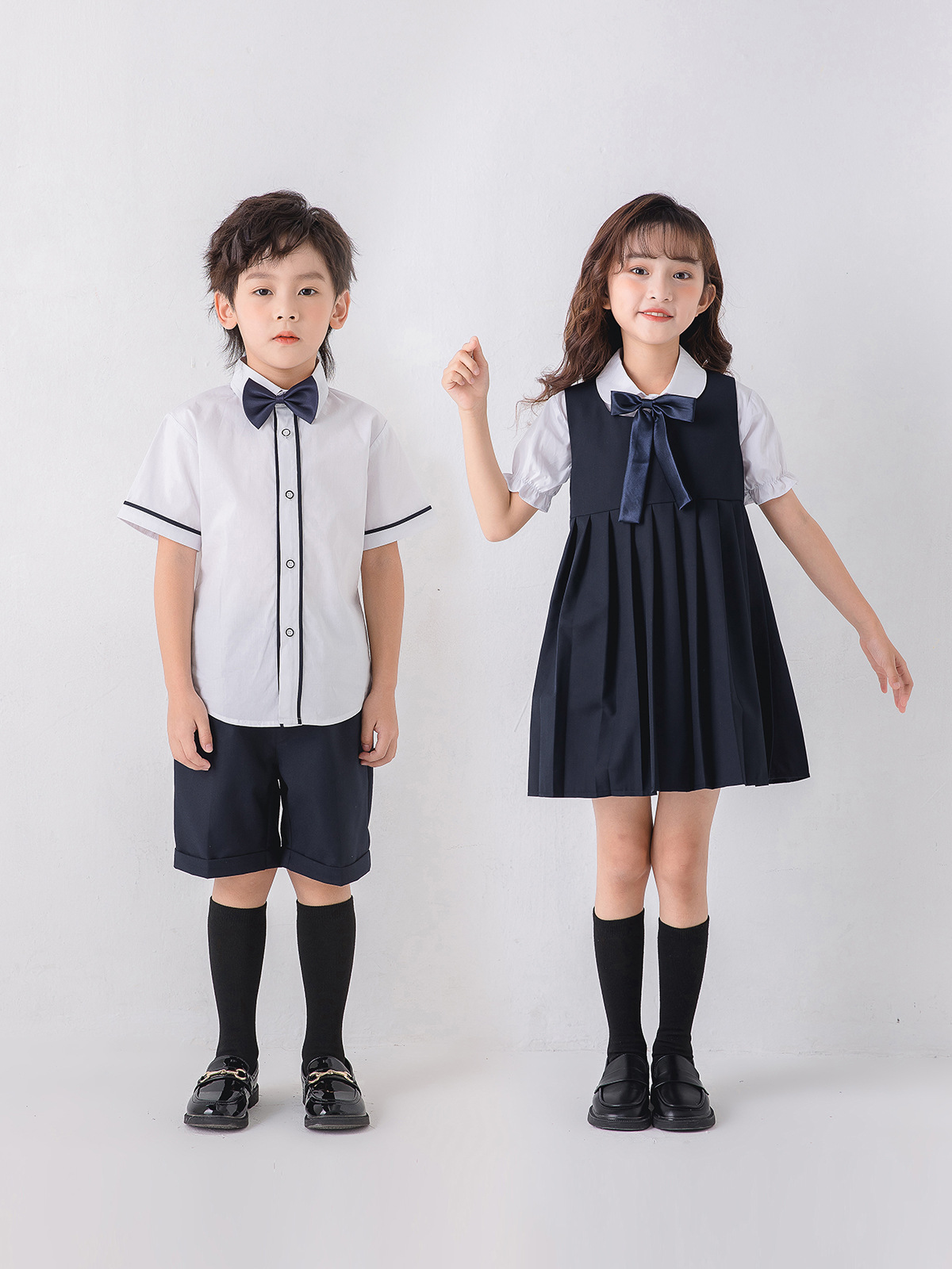 Kindergarten Uniforms, Summer Clothes, Kidsren's Class Uniforms, Primary School Students' Short-Sleeved School Uniforms, Chorus Recitation Uniforms, Senior Class Graduation Photo Costumes