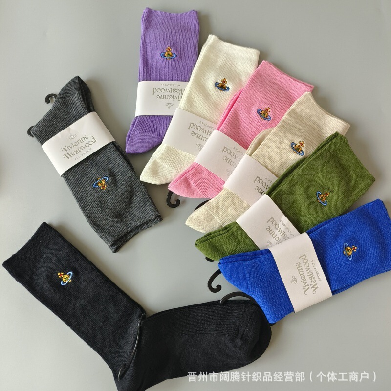 New Japanese Empress Dowager Saturn Embroidered Solid Color Simple Double Needle Cotton Women's Mid-tube Fashionable Socks Colorful Stacked Socks