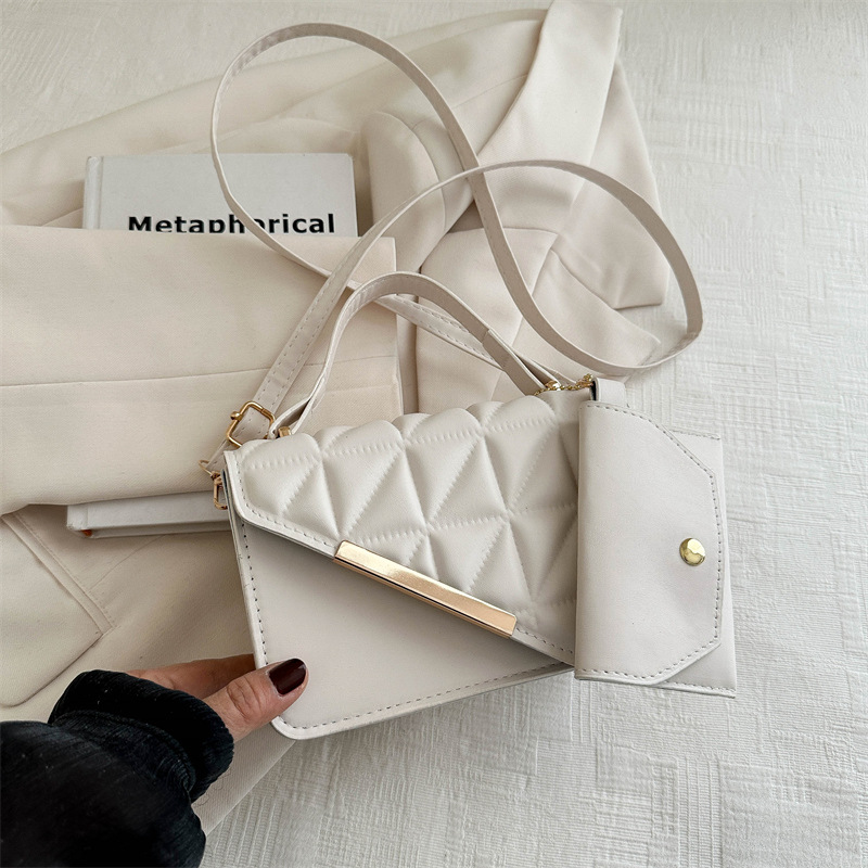 Bolso de diseño de nicho para mujeres 2024 nueva moda diamante mochila de hombro de textura de viajes bolso cuadrado