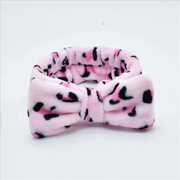Pink leopard print