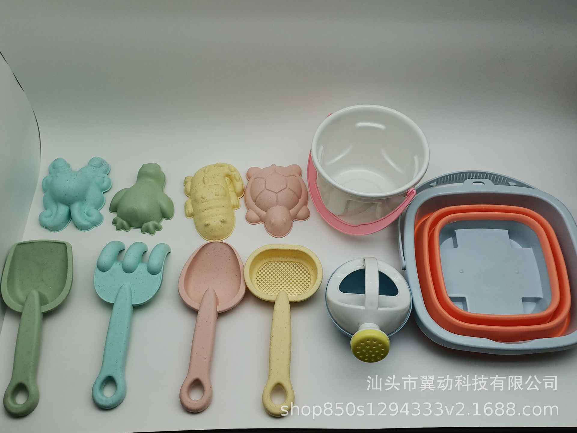 2024 juguetes de verano calientes, barriles plegables de playa junto al mar, barriles retráctiles, portátiles y fáciles de traer, plegables