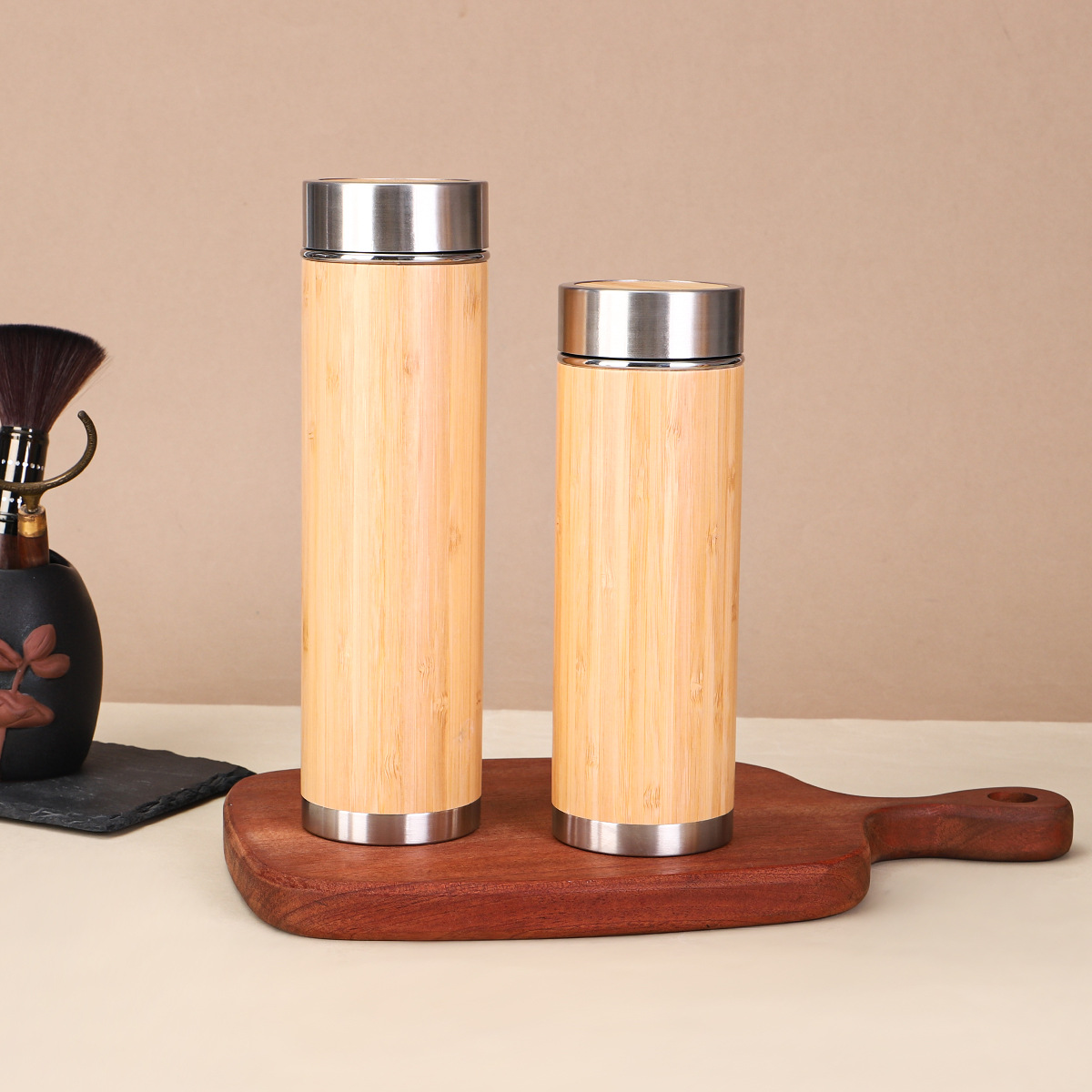 Stainless Steel Thermos Flask With Bamboo Shell For Outdoors_voghion.com