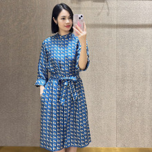 高端18姆米重磅真丝连衣裙木马印花中裙8分袖腰带修身女早秋新款