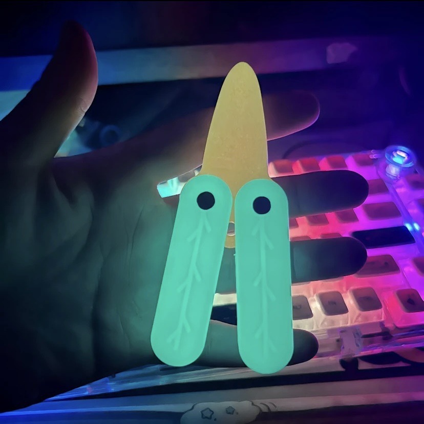 Serie de rábanos de juguete cuchillo de zanahoria celebridades de Internet estilo explosivo descompresión juguete de rábano juego completo serie de cuchillos de zanahoria al por mayor