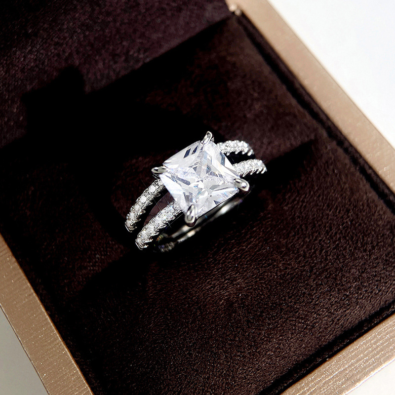 Women's Square Diamond Ring Set Princess Cut Four Claw Ring_voghion.com