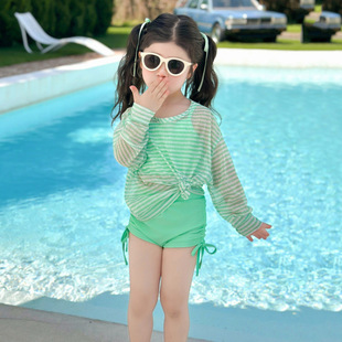 Girls Swimsuit Summer New Style Kidsren's Seaside Hot Spring Long-Sleeved Blouse Three-Piece Set Girls Split Boxer Swimsuit