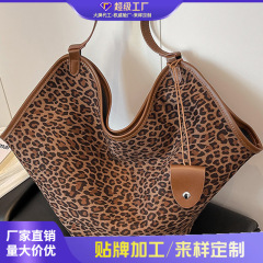 跨境高级感复古豹纹单肩包包女包大容量时尚百搭托特包秋冬腋下包