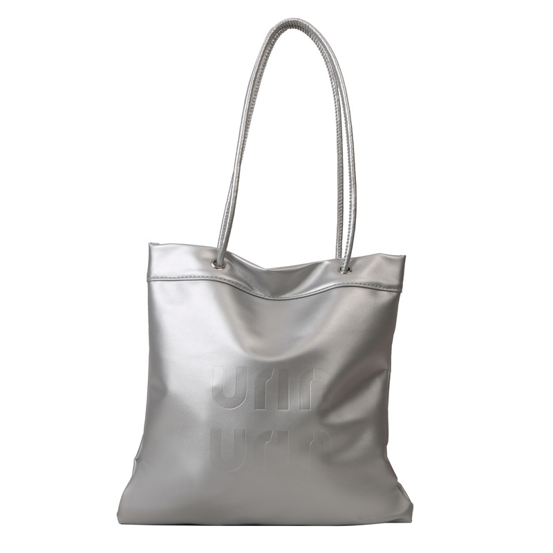 Bolso de hombro de las mujeres de moda de gran capacidad 2023 otoño e invierno nuevo todo-juego ins bolsa de la axila