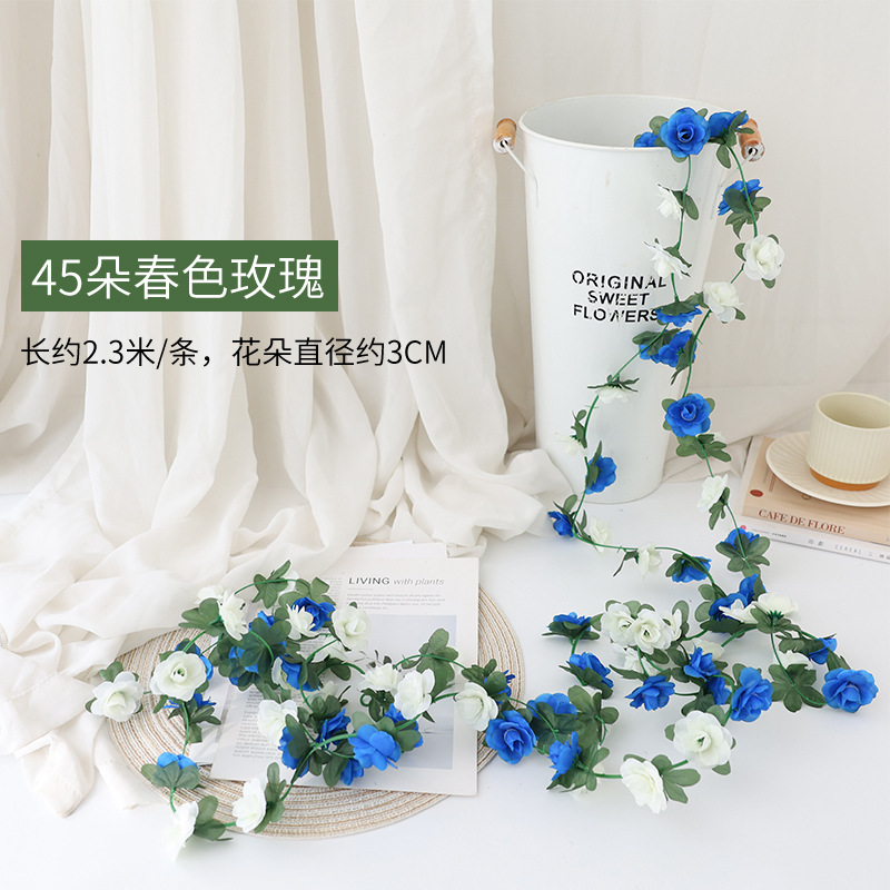 45 spring roses dark blue and white