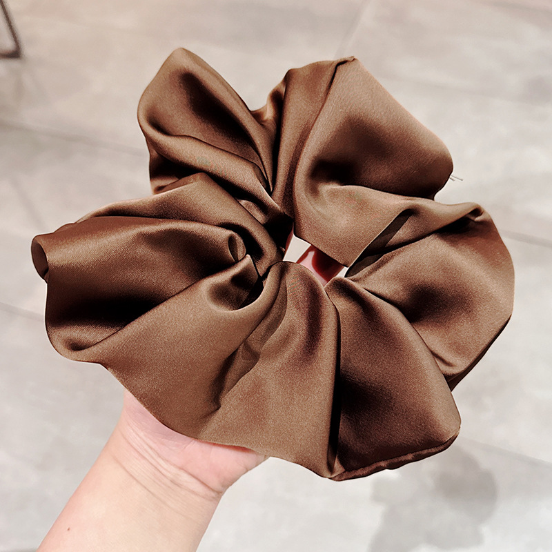 Большой, коричневый, 20см