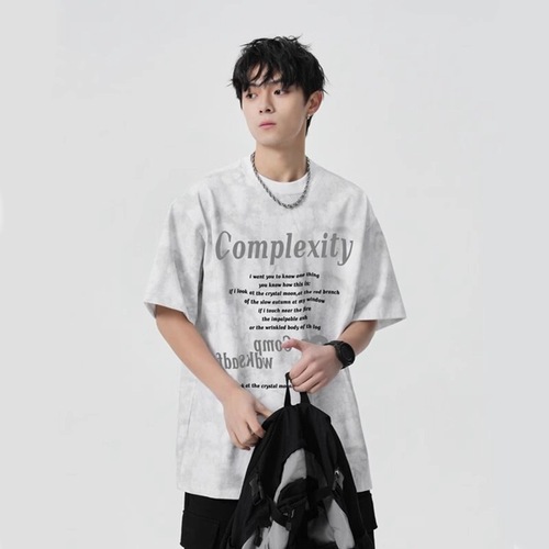 American-style retro streetwear t-shirt with a trendy vibe—high-end European/American urban aesthetic, short sleeves, minimalist design, perfect for summer couples.