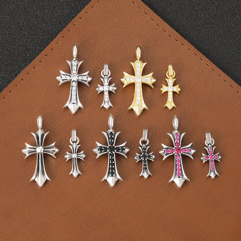 retro pendant for men and women