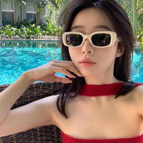 2022年新款韩版潮墨镜女士夏季防晒浅色海边大脸防紫外线太阳眼镜