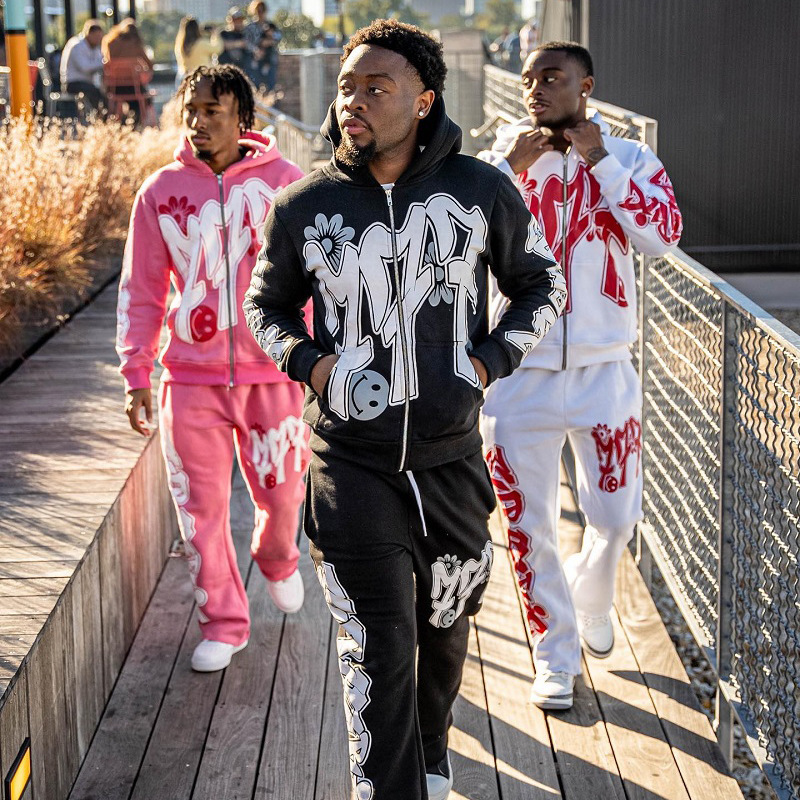 Herrenbekleidung Modetrend bunter Buchstabendruck loser Pullover Hip-Hop-Straßenkleidung Strickjacke lässiges Oberteil_voghion.com