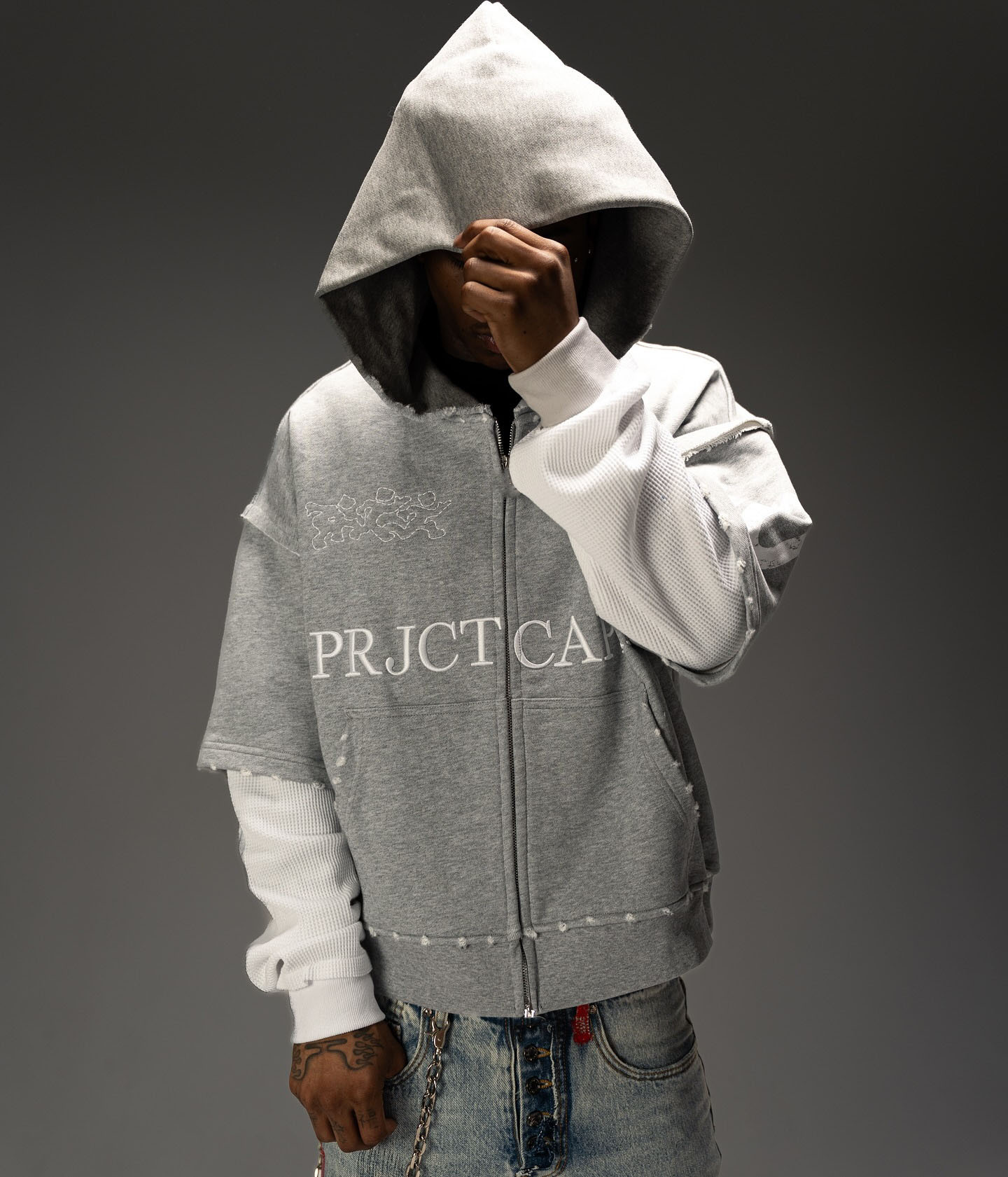 Herrenbekleidung Europäischer und amerikanischer amerikanischer Straßenbuchstaben-Charakterdruck Loses, lässiges Langarm-Kapuzenpullover-Sweatshirt_voghion.com