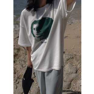 Short-Sleeved White T-Shirt for Women 2025 Summer New Round Neck Portrait Print Loose Slimming Top Trendy