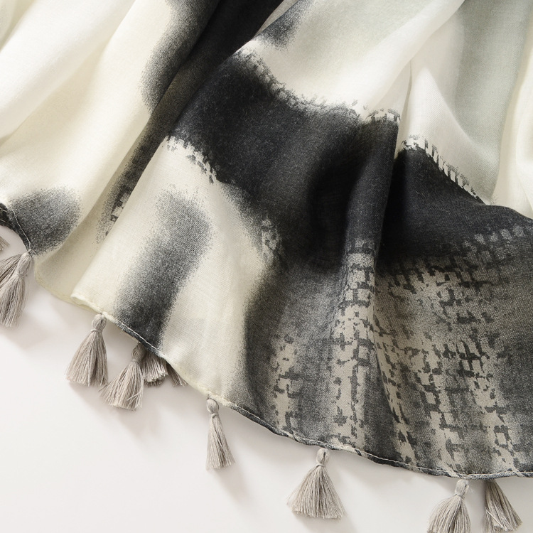 Comercio exterior clásico negro blanco gris impreso teñido de algodón y lino sentir bufanda mujer otoño e invierno cálido chal de algodón y lino bufanda larga