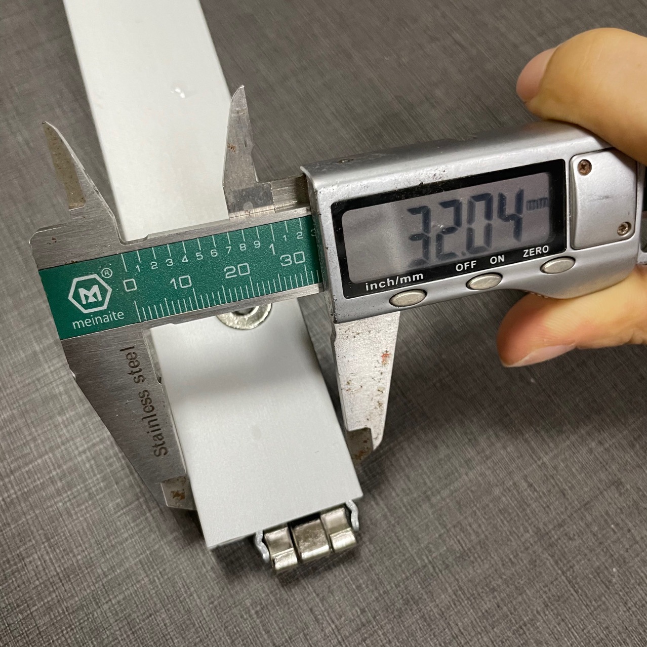 32���������������� չ��չʾ����32X15������泧������и���