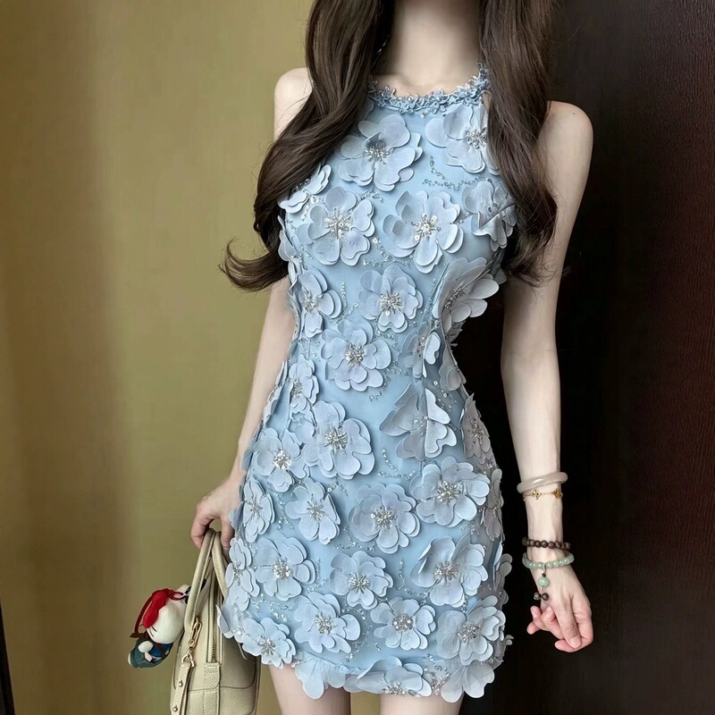 Halter neck dress, women's birthday dress, mini dress, elaborate three-dimensional floral design, sexy bodycon short dress, suitable for Qixi Festival and vacations Halter neck dress, women's birthday dress, mini dress, elaborate three-dimensional floral design, sexy bodycon short dress, suitable for Qixi Festival and vacations