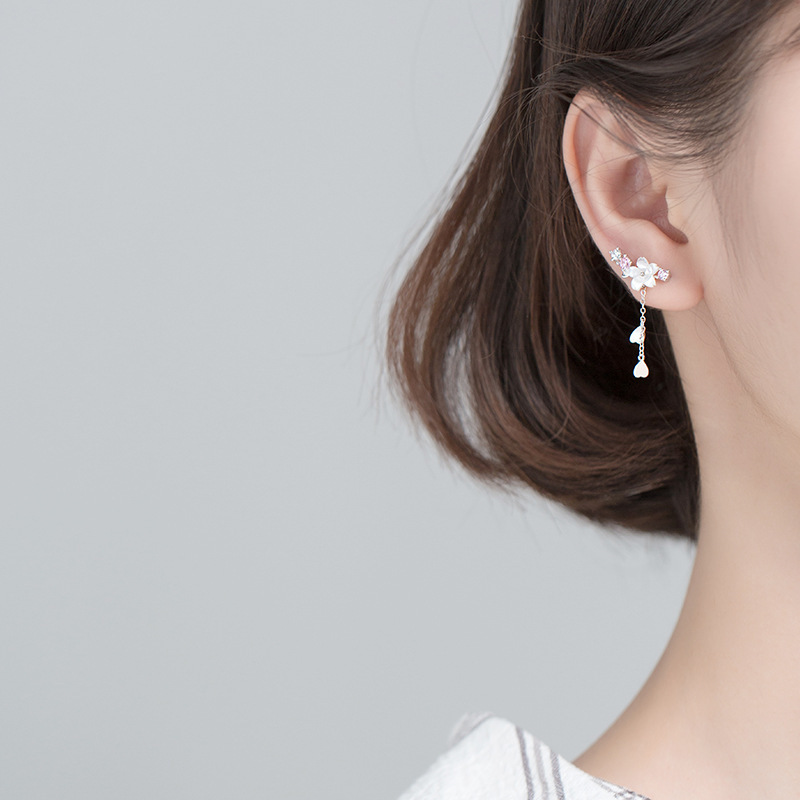 S925 gancho de auriculares de plata para mujeres coreanas conchas de flores de cinco pétalos con diamantes adornos de amor pendientes de bordilla pendientes de orejas G5389