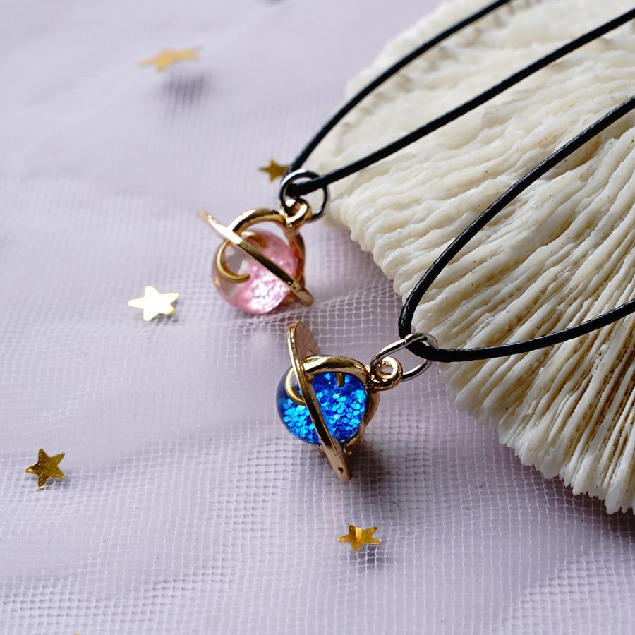 20g Weight Artificial Gemstones Inlay Material Pendant Necklace Classification Daily Occasion Alloy Material Starry Sky Pattern Women'S Gender Fashion Style Fashion Starry Sky Alloy Artificial Gemstones Pendant Necklace 无