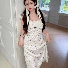 2024新款睡衣女冰丝薄款夏季带胸垫圆点图案纯欲风丝绸家居服长裙