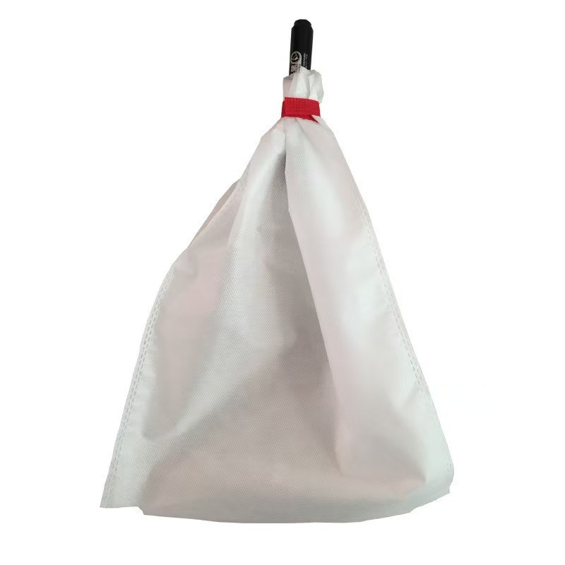 Bags for Grapes, Peaches, Loquats, and Other Fruits; Bird-Proof Fruit Bags; Non-Woven Fabric Insect-Proof Net; Breathable Universal Bags for Figs