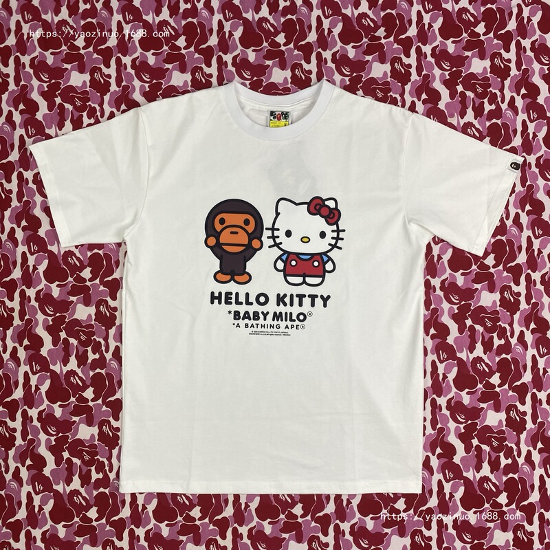 Bape X Hellokitty25 New Milo Letter Print Loose Short-Sleeved T-Shirt for Men and Women Couples