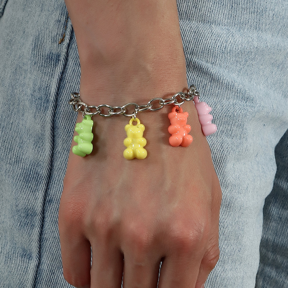 Retro Thick Chain Candy Color Resin Bear Bracelet Wholesale Nihaojewelry display picture 1