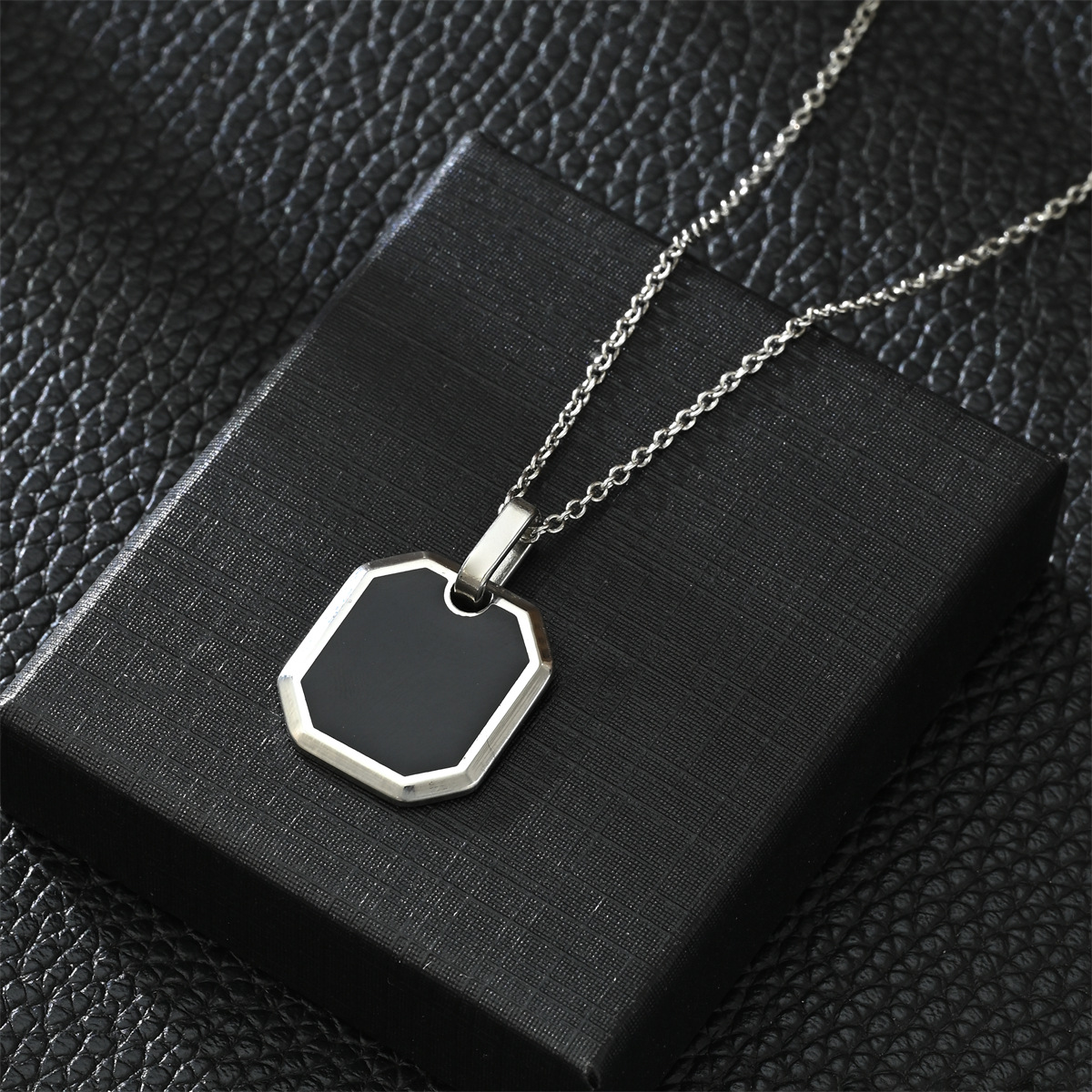 Geometric Pattern All Seasons Season Men's Gender Retro Geometric 304 Stainless Steel Plating Men's Pendant Necklace Men Pendant Necklaces