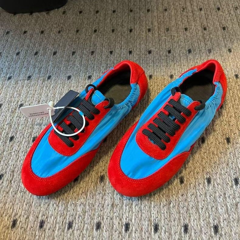 2025 nuevos zapatos deportivos casuales cómodos zapatos de entrenamiento alemanes con cordones de color a juego zapatos de ballet de moda de todo fósforo