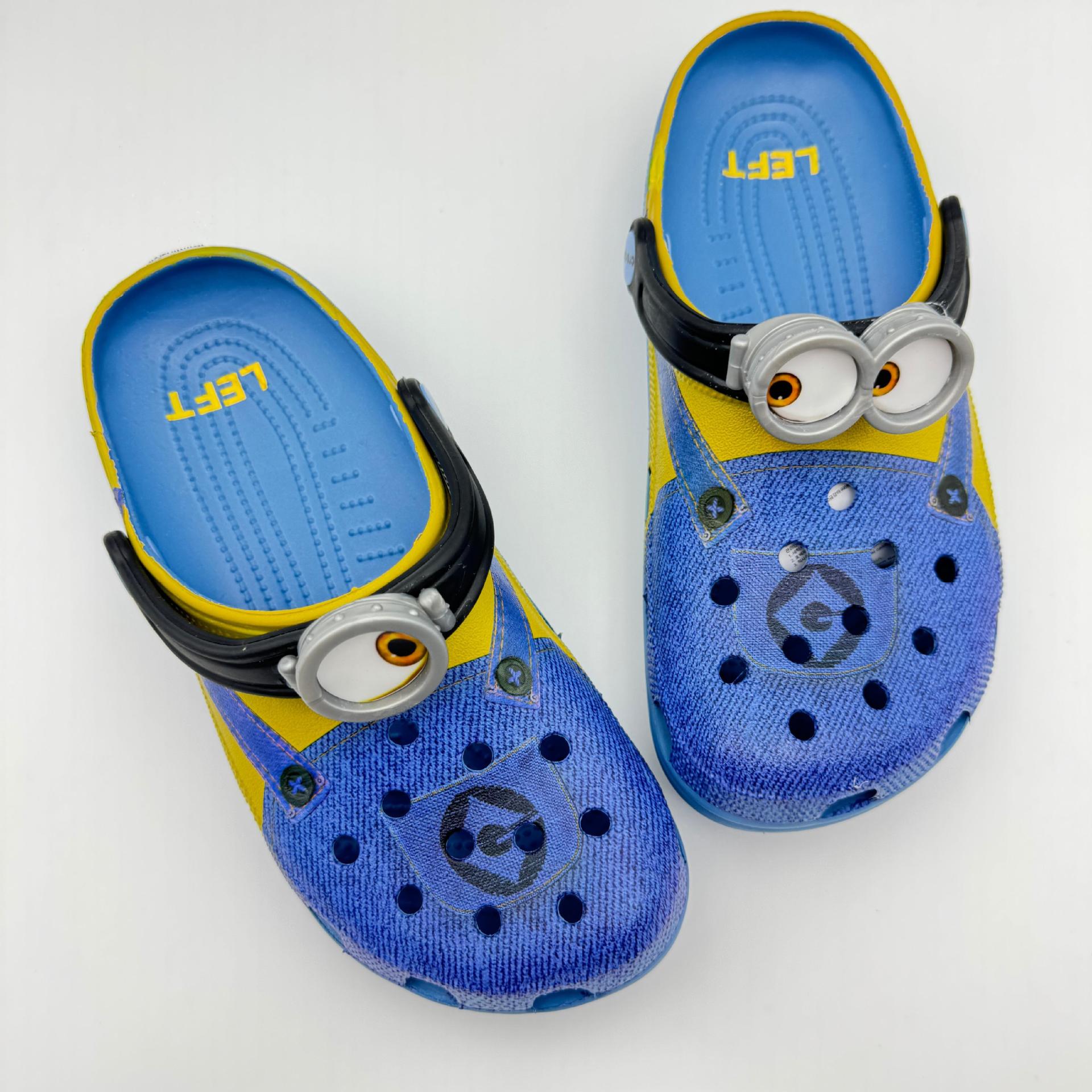 2025 nuevos zapatos agujero de cabeza de mono camuflado padre-hijo agujero zapatos transpirables al aire libre ocio sofá zapatos de playa moda