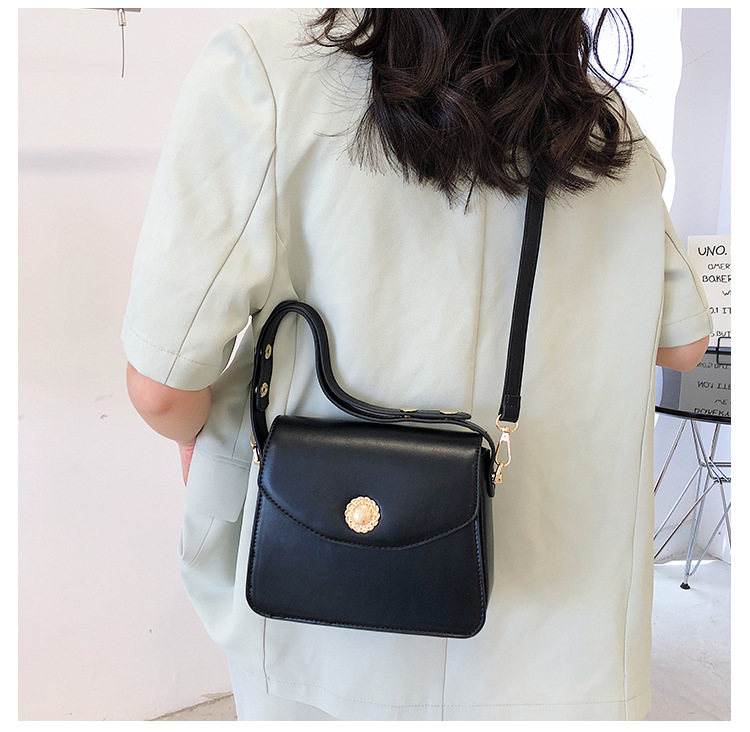 2023 Niche Design New Women's Bag High-end Pure Color Handbag All-match Small square bag ladies shoulder Messenger bag_voghion.com
