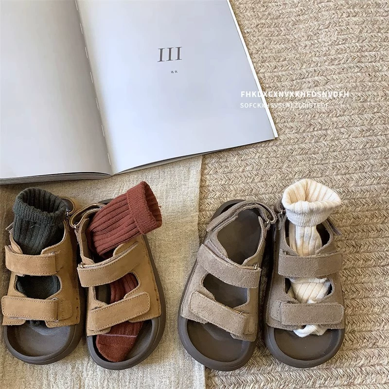 Корейская летняя детская обувь в стиле ретро, ​​детские сандалии для верхней одежды, римская обувь для девочек, пляжные сандалии для мальчиков на липучке.