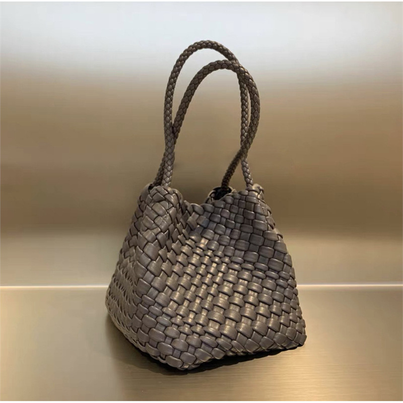 高级感真皮小众手工编织包菜篮子包女小巧精致手提包水桶包饺子包|undefined