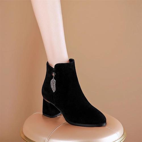 Women's Faux Fur Lined Short Boots with Rough Heels, Warm and Stylish Winter Boots for Women, Versatile and Fashionable, Korean Style Barefoot Boots