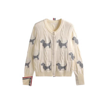 秋冬新款TB高级感全身时髦撞色小狗学院风麻花圆领开衫针织毛衣女