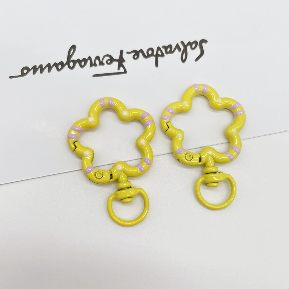 Universal keychain flower-shaped, accessories, flowered, DIY