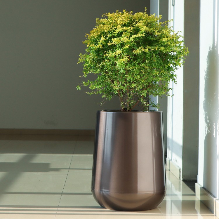 Laizhixiu auto-absorbente maceta redonda alto piso sala de estar pintura plástico auto-absorbente maceta fábrica al por mayor