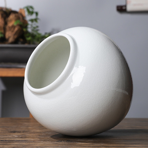 High-looking and high-end cream scenery Dezhen ceramic vase white vase can be hydroponic with feathers home decorations