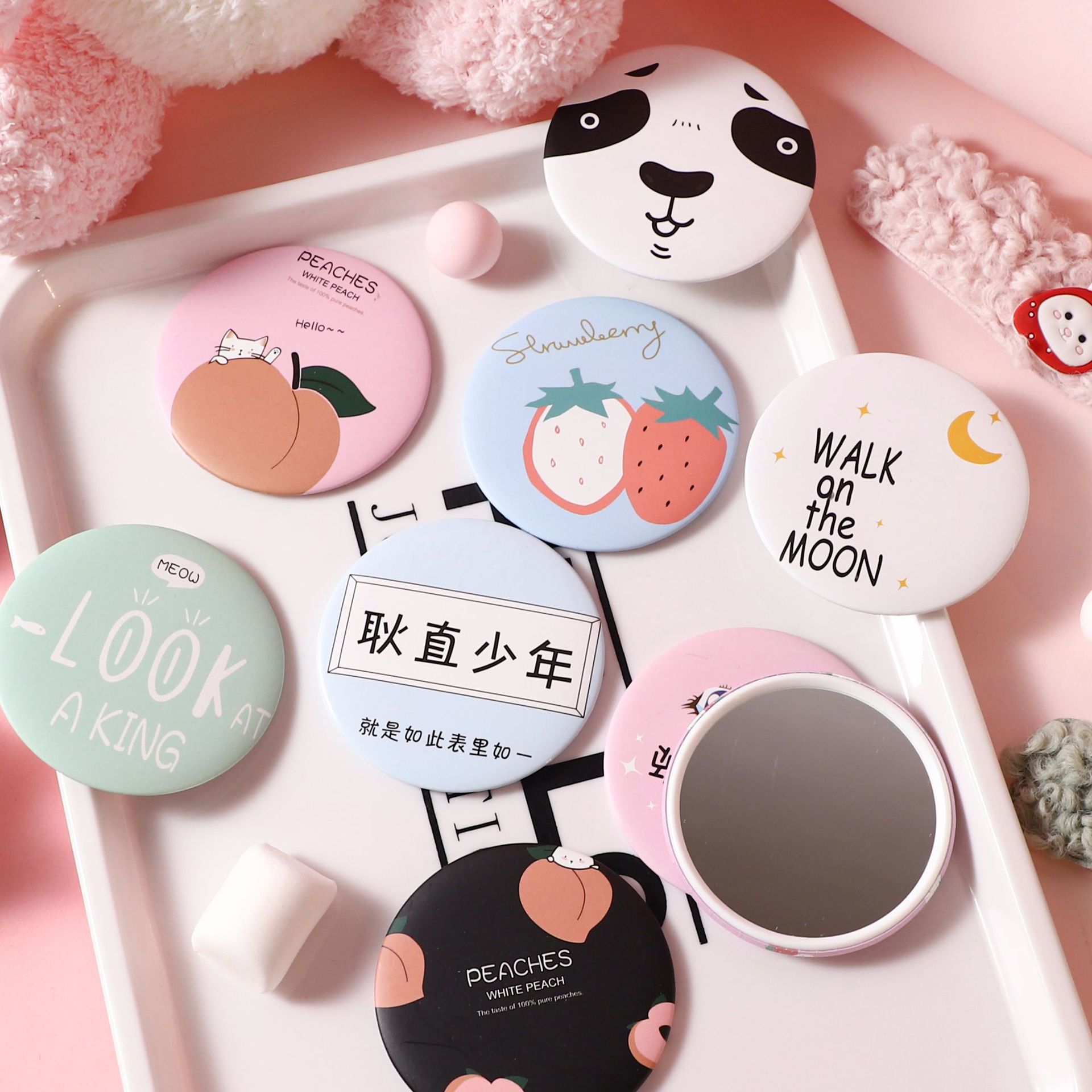 Fashionable cute small cartoon handheld glass round mirror