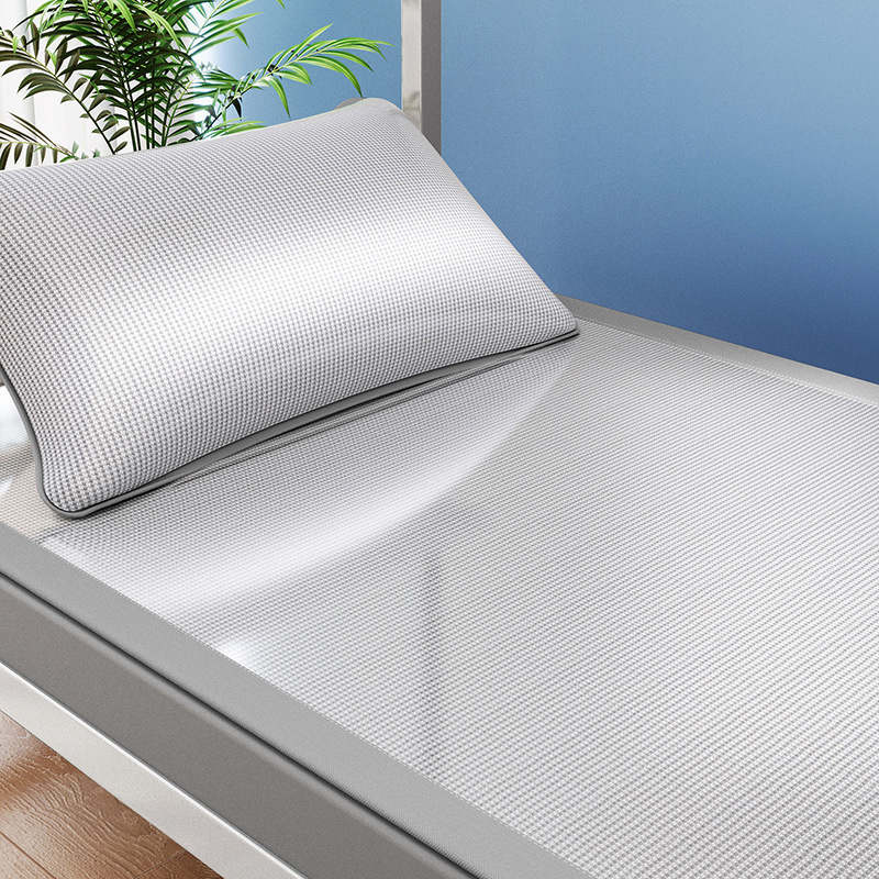 Super Cool Ice Silk Mat, Machine Washable, Dormitory-Grade Soft Mat for Mothers and Babies, Summer Mattress Mat, Home Use, Washable on the Bed