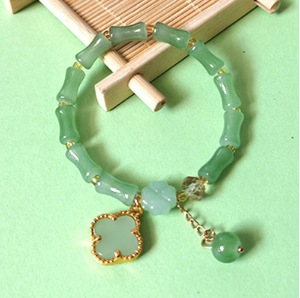 S079 - Pulsera Donglin Jade con trébol y junta de bambú#tamaño 630